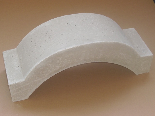 Steinbackofengewölbesteine BOG 620-7.0-100 mm aus Hochfeuerfester Gießmasse Steinbackofengewölbesteine BOG 620-7.0-100 mm aus Hochfeuerfester Gießmasse